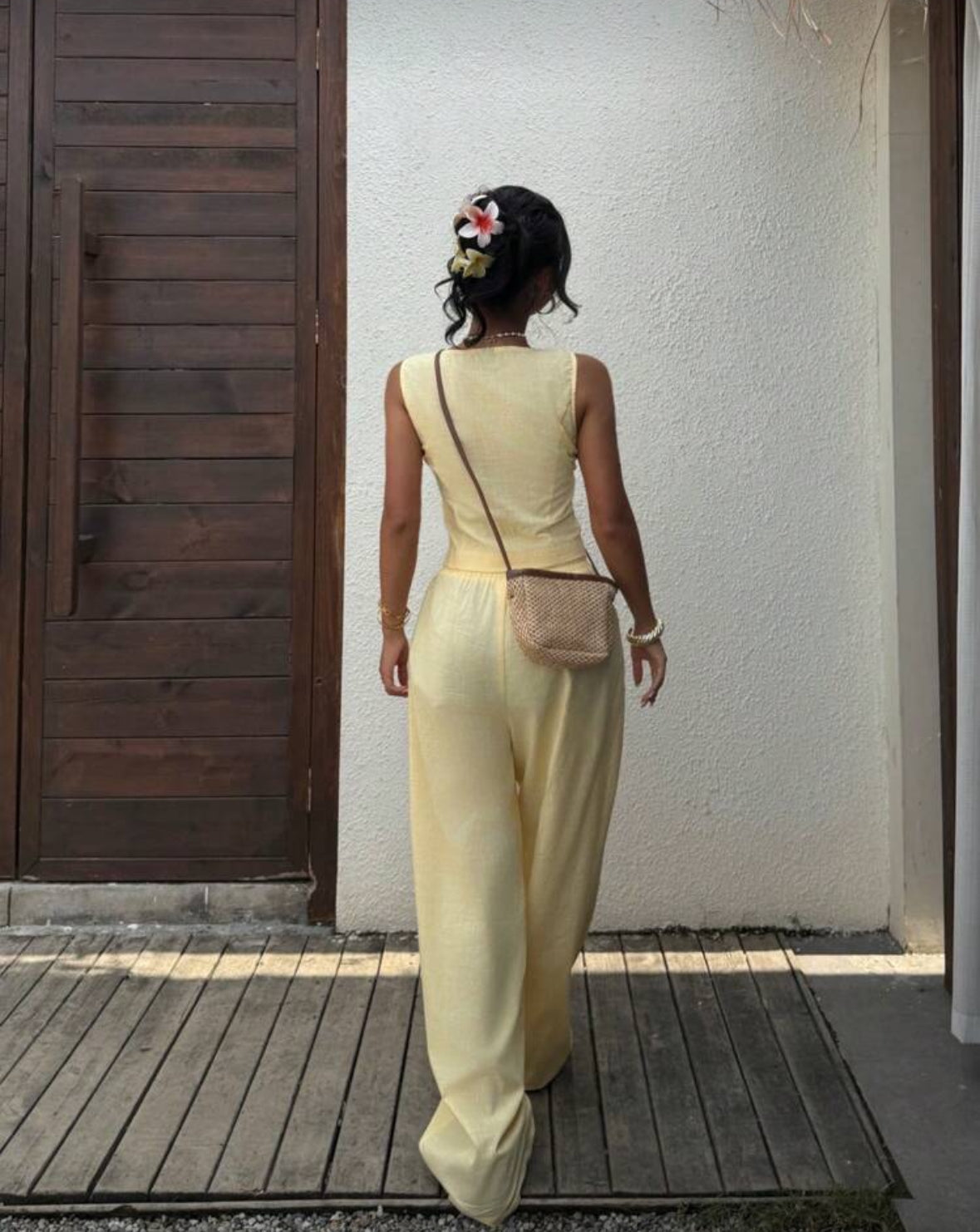 Butter yellow set