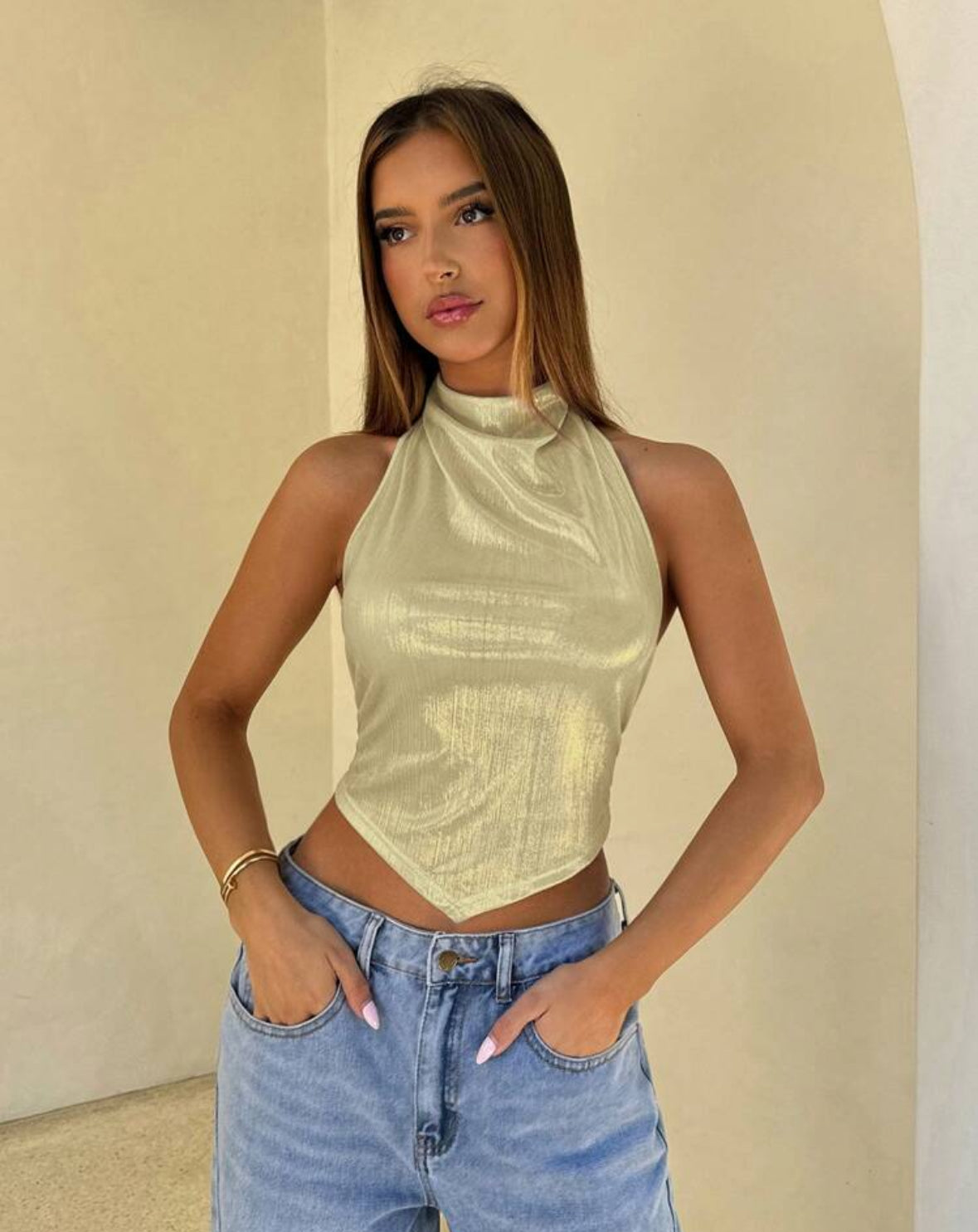 Shiny asymmetric top