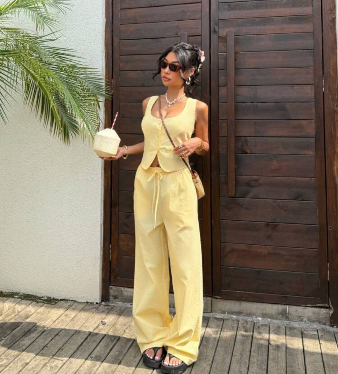 Butter yellow set