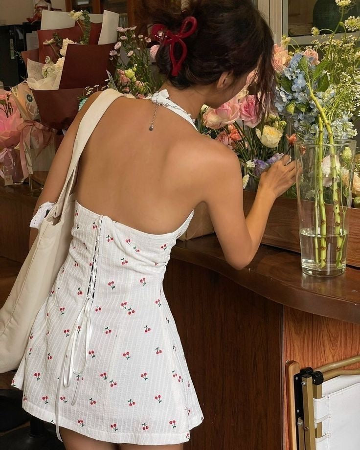 Bow dress