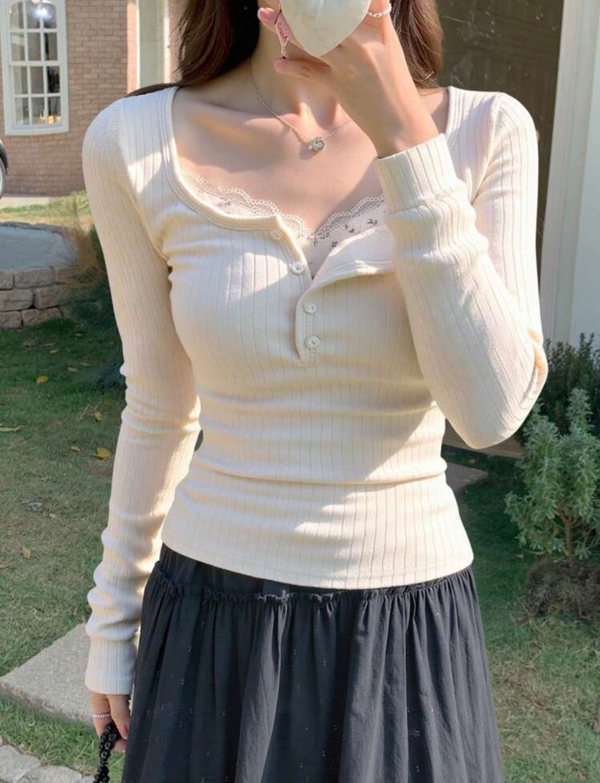 Minimalist Top
