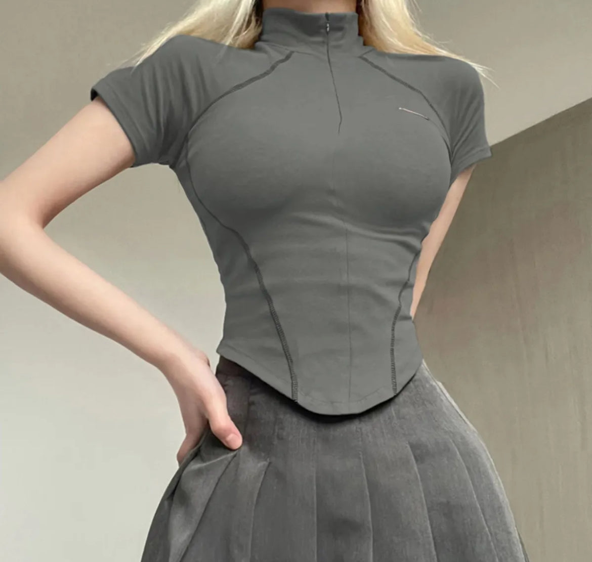 Y2k metal crop tee