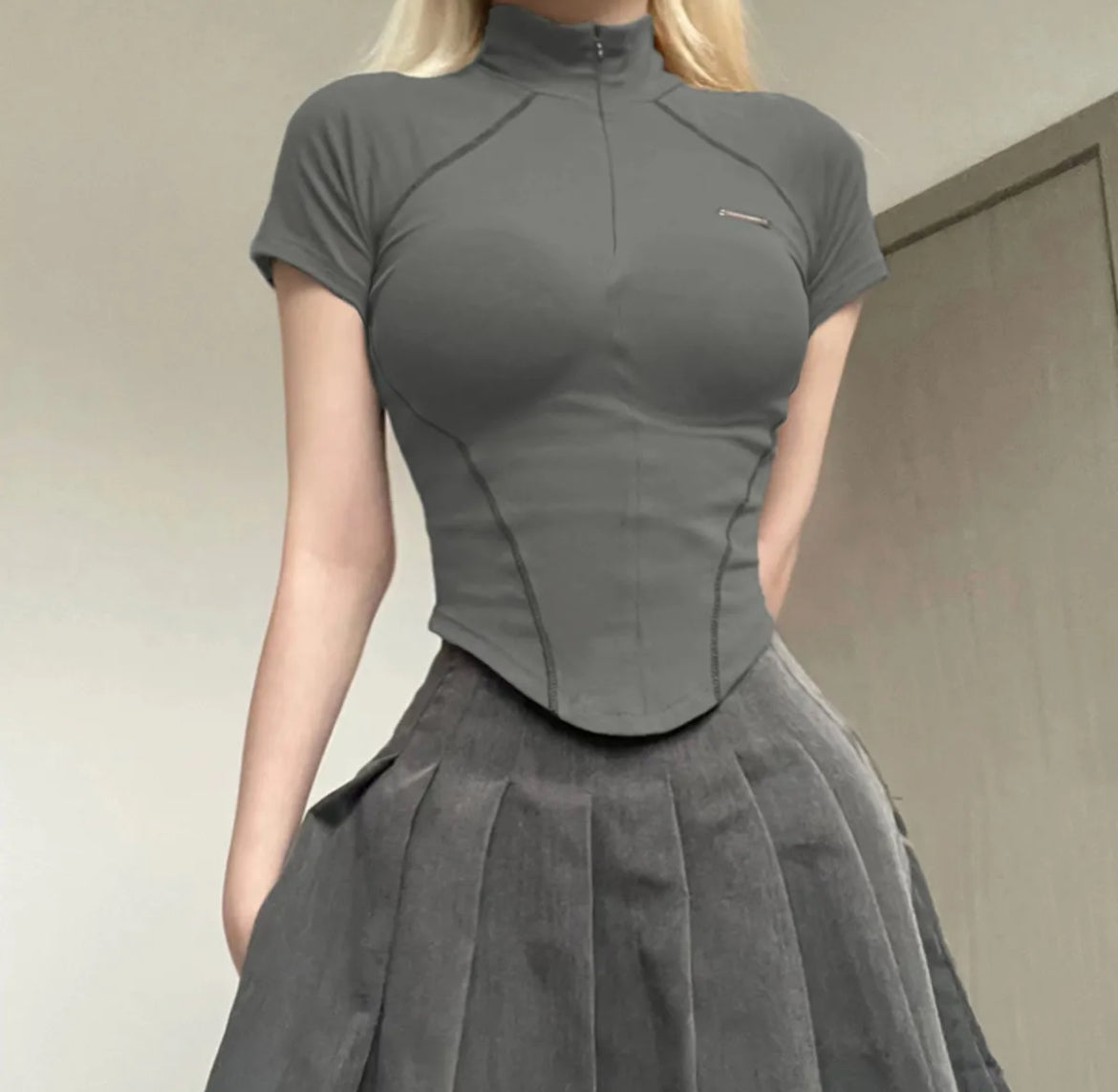 Y2k metal crop tee
