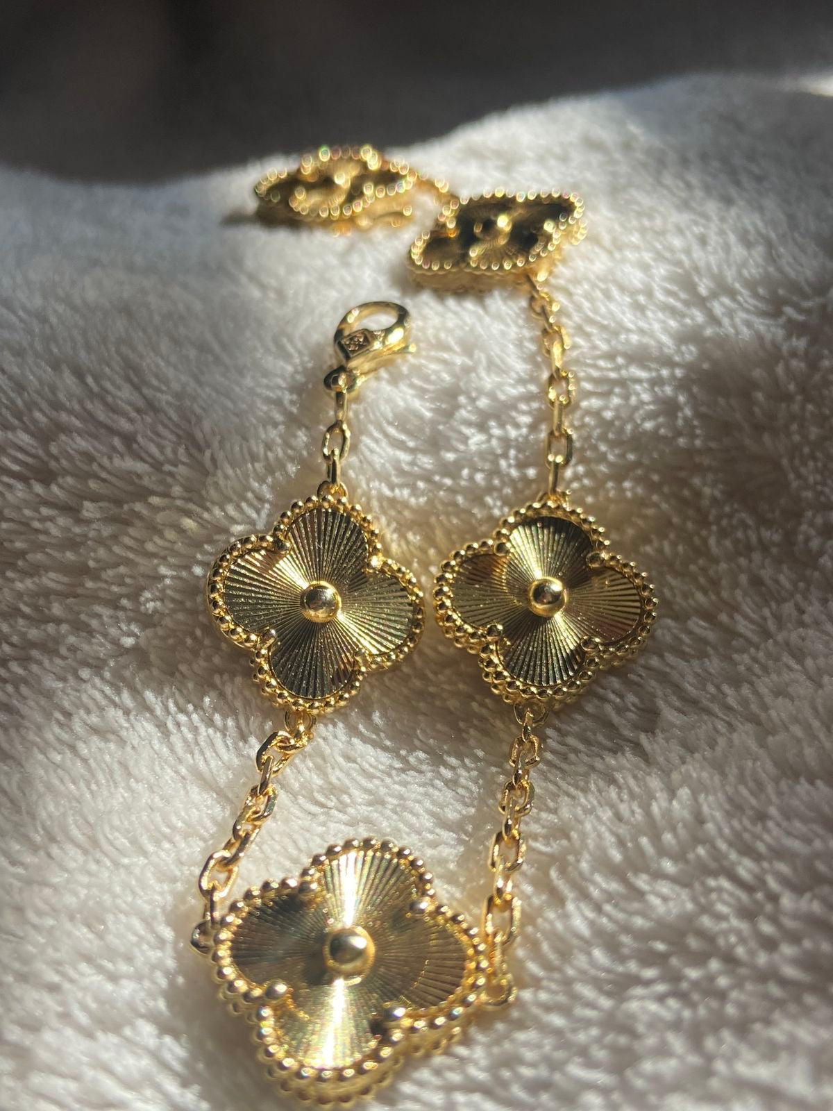 Van Cleef Golden Bracelet