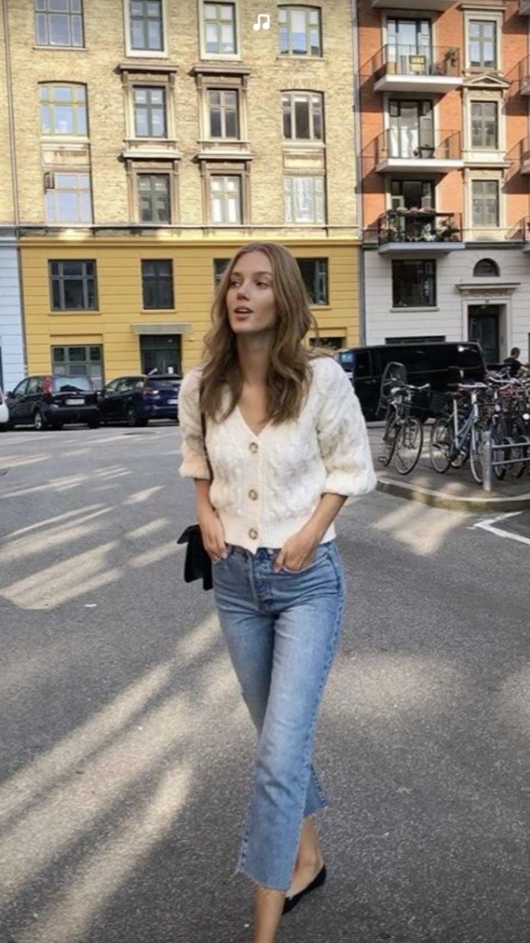 Light blue high waist jeans