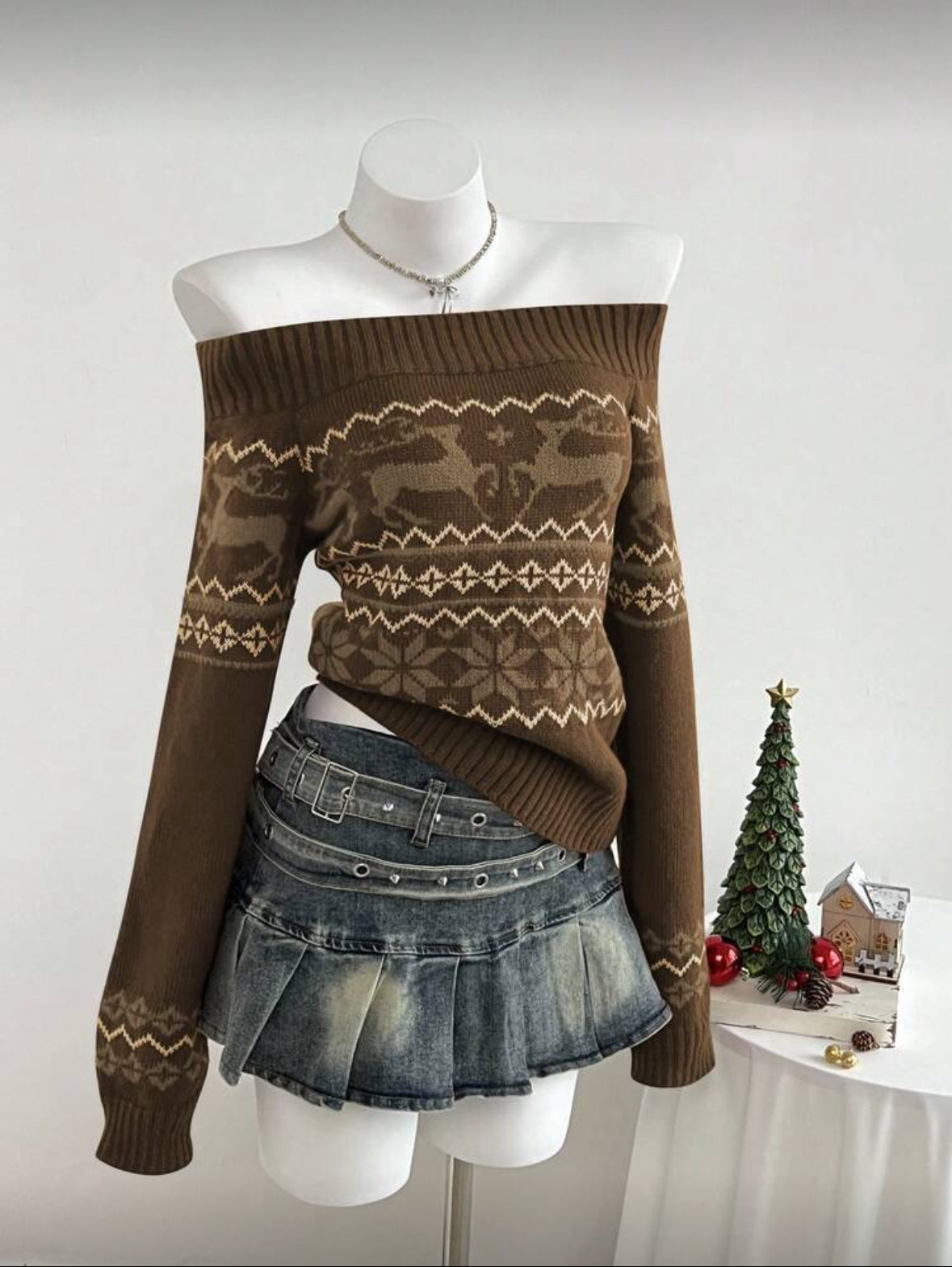 Elamini christmas sweat