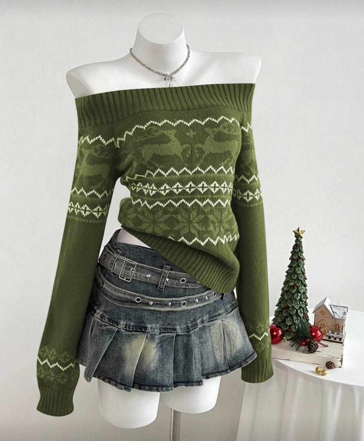 Elamini christmas sweat