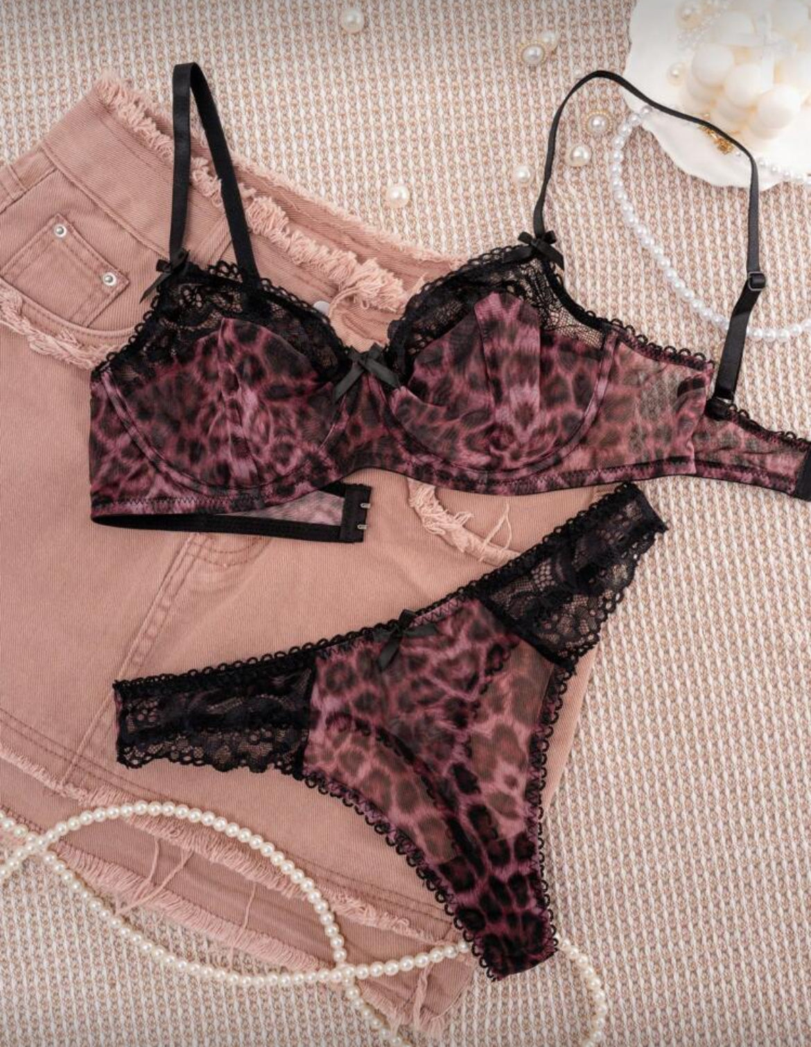 Lace Trim Set