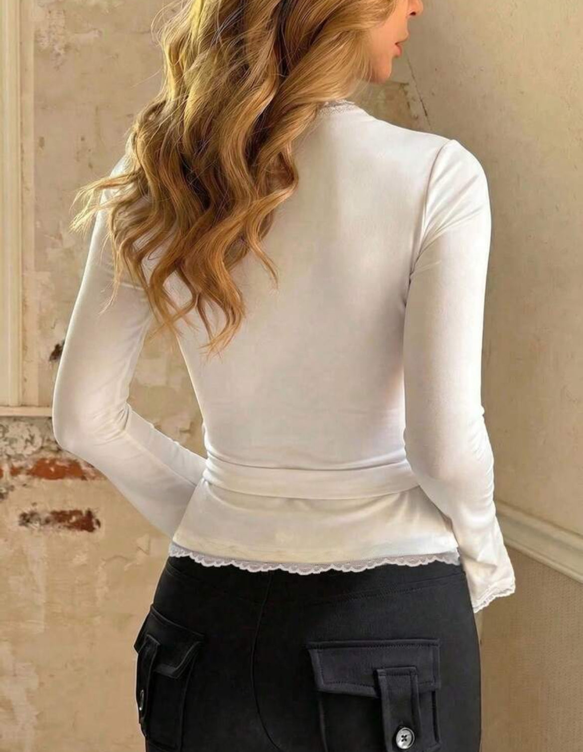 V neck fitted Cardigan