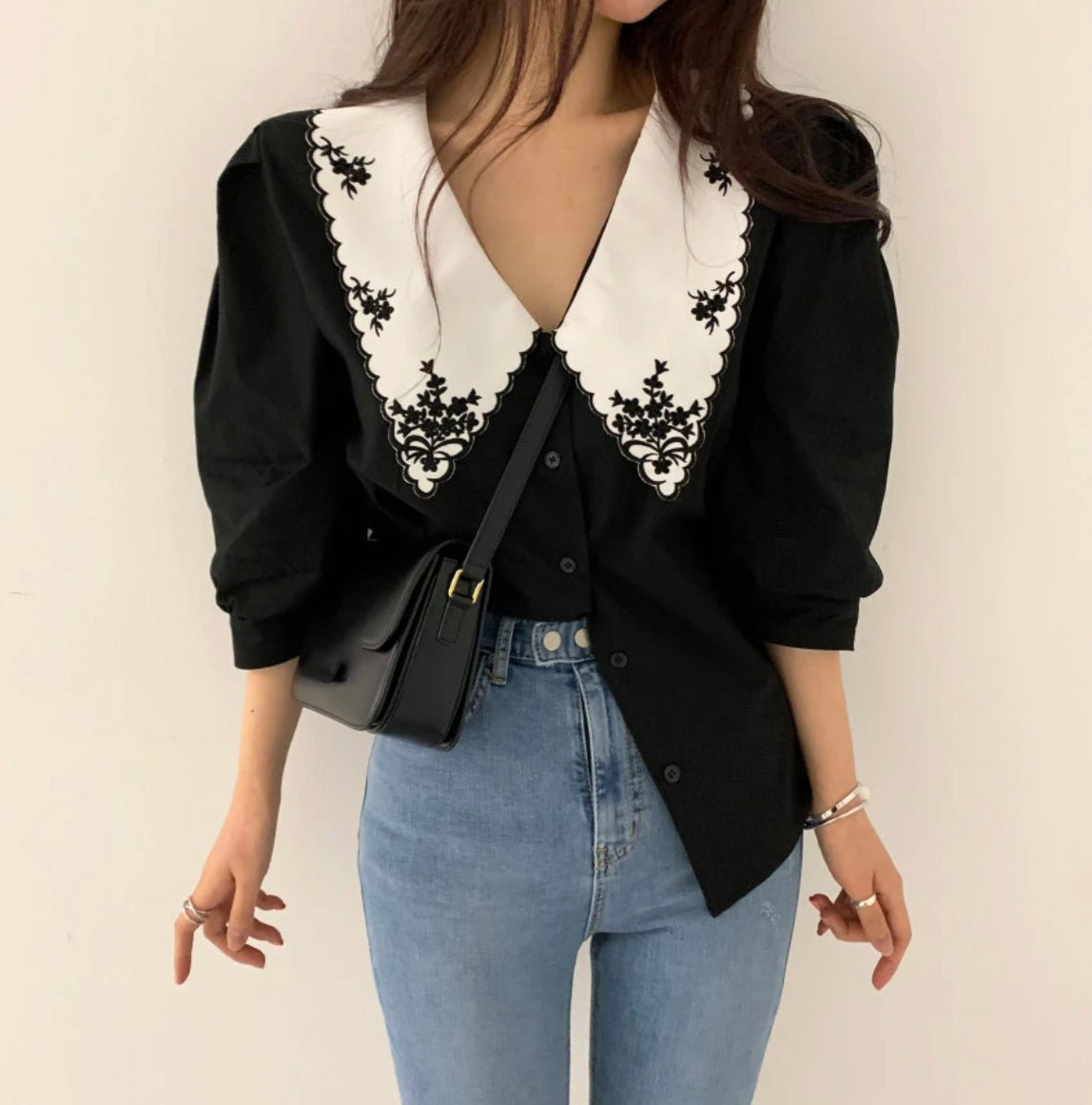 Embroidered Collor Blouse