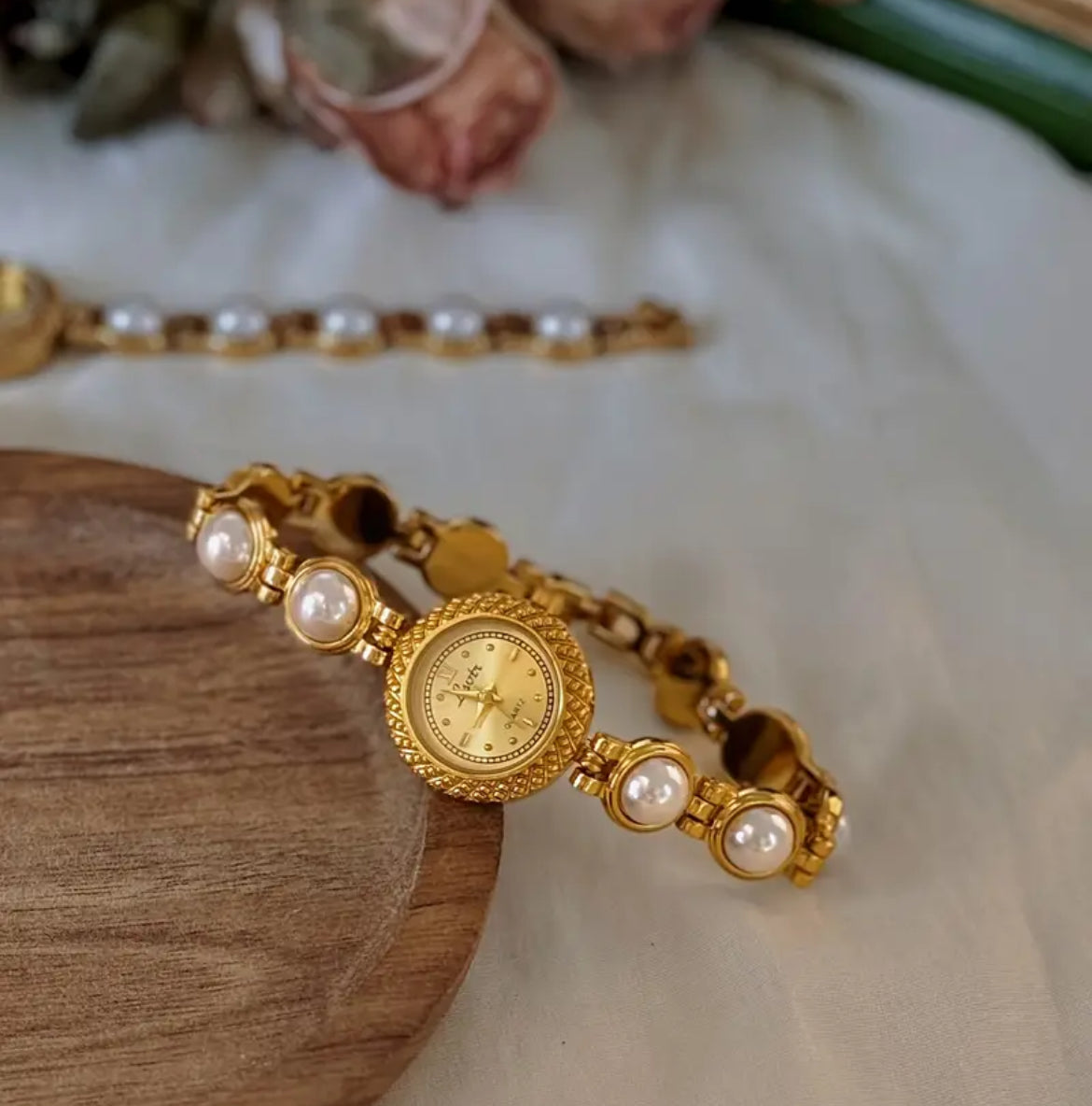 Pearl Vintage Watch