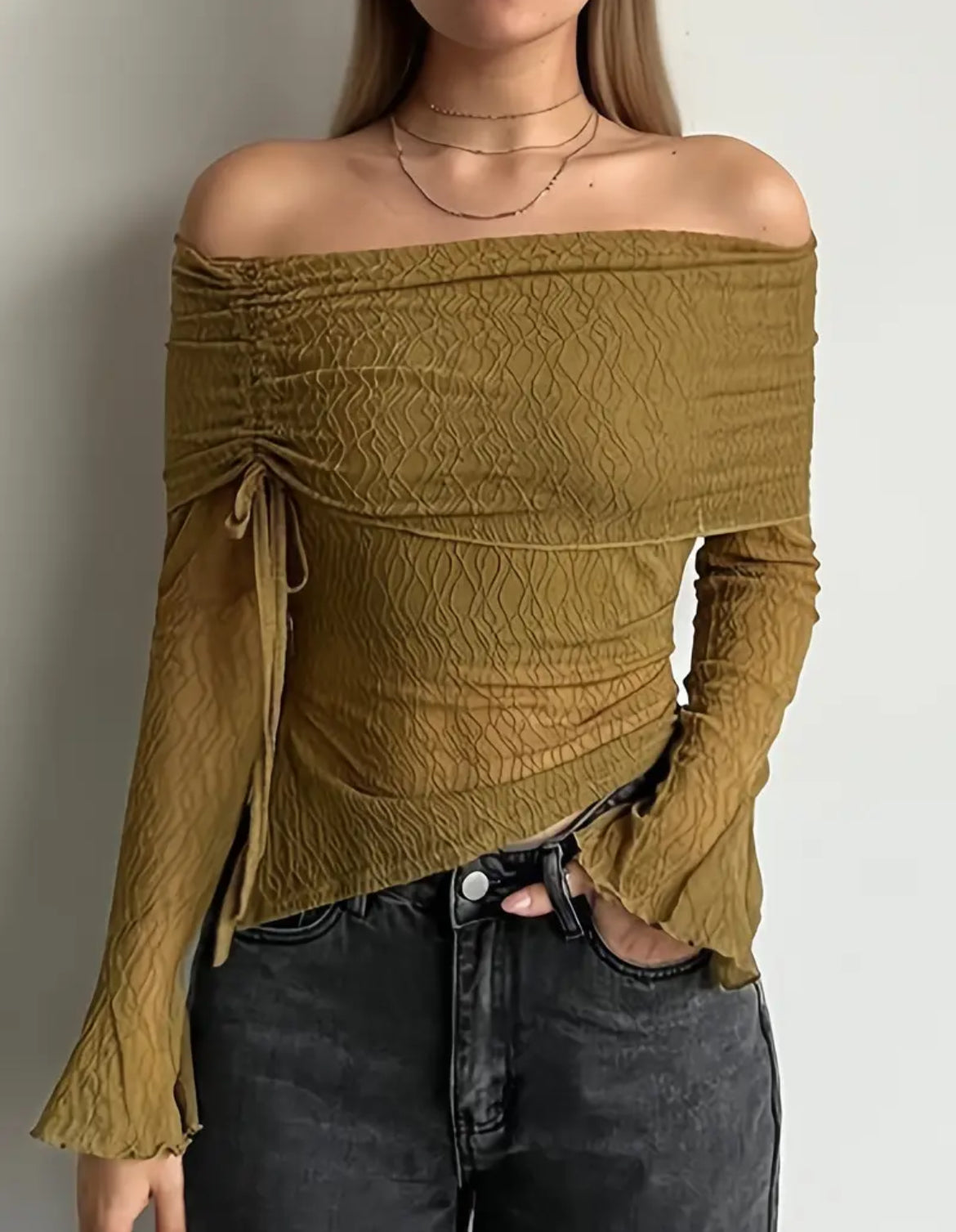 Off shoulder drawstrings top