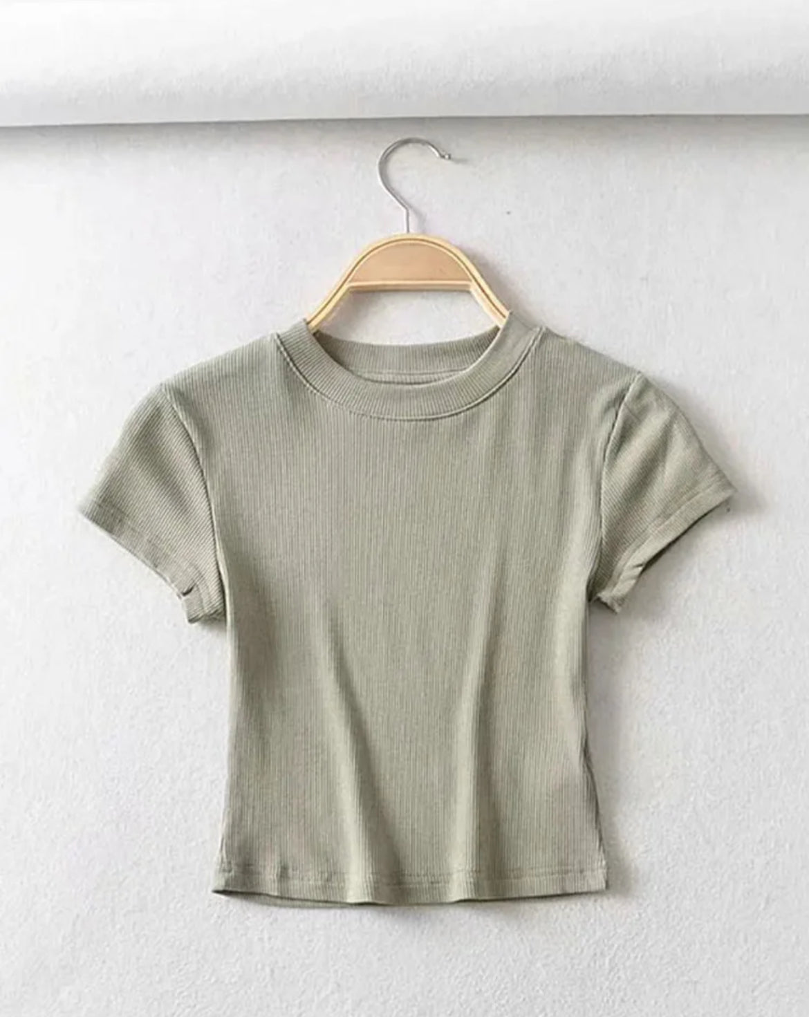 Summer crop tee