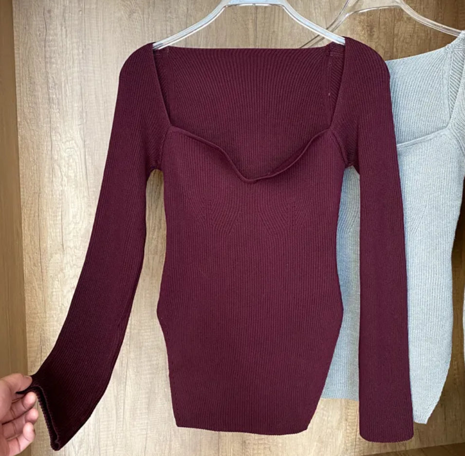 Square neck Knitted Sweater