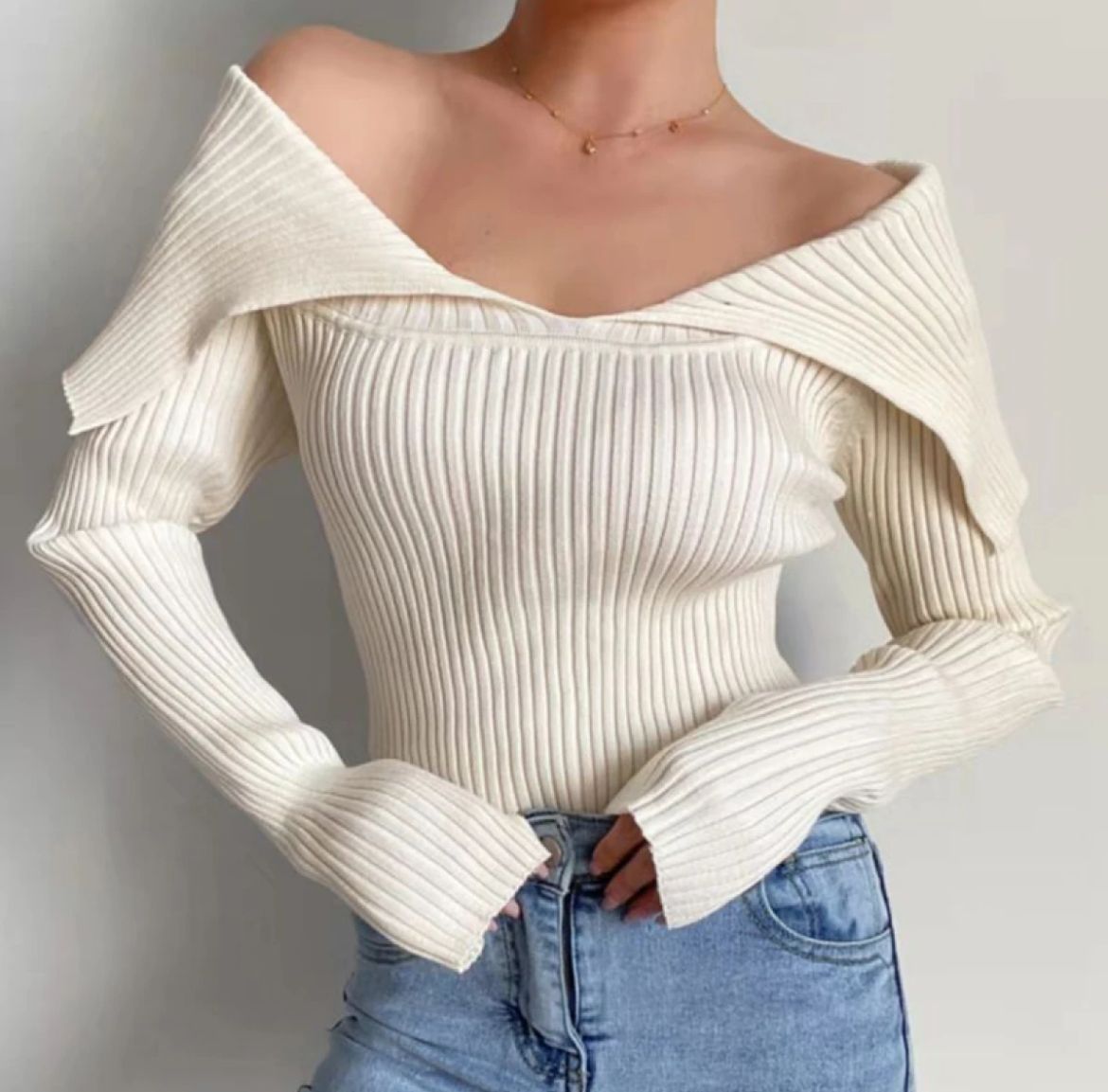 Retro V Neck Sweater